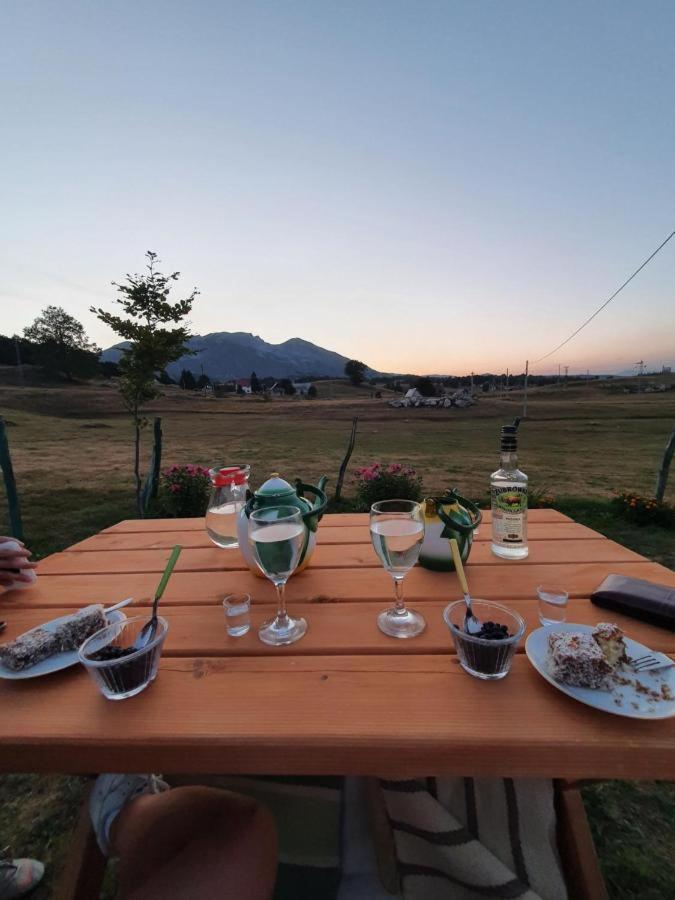 Karadzic Hotell Žabljak Exteriör bild